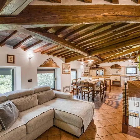 Villa Casa Ortomaggiore With Pool & Sauna