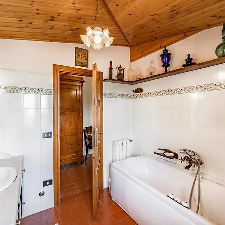 Casa Ortomaggiore With Pool & Sauna